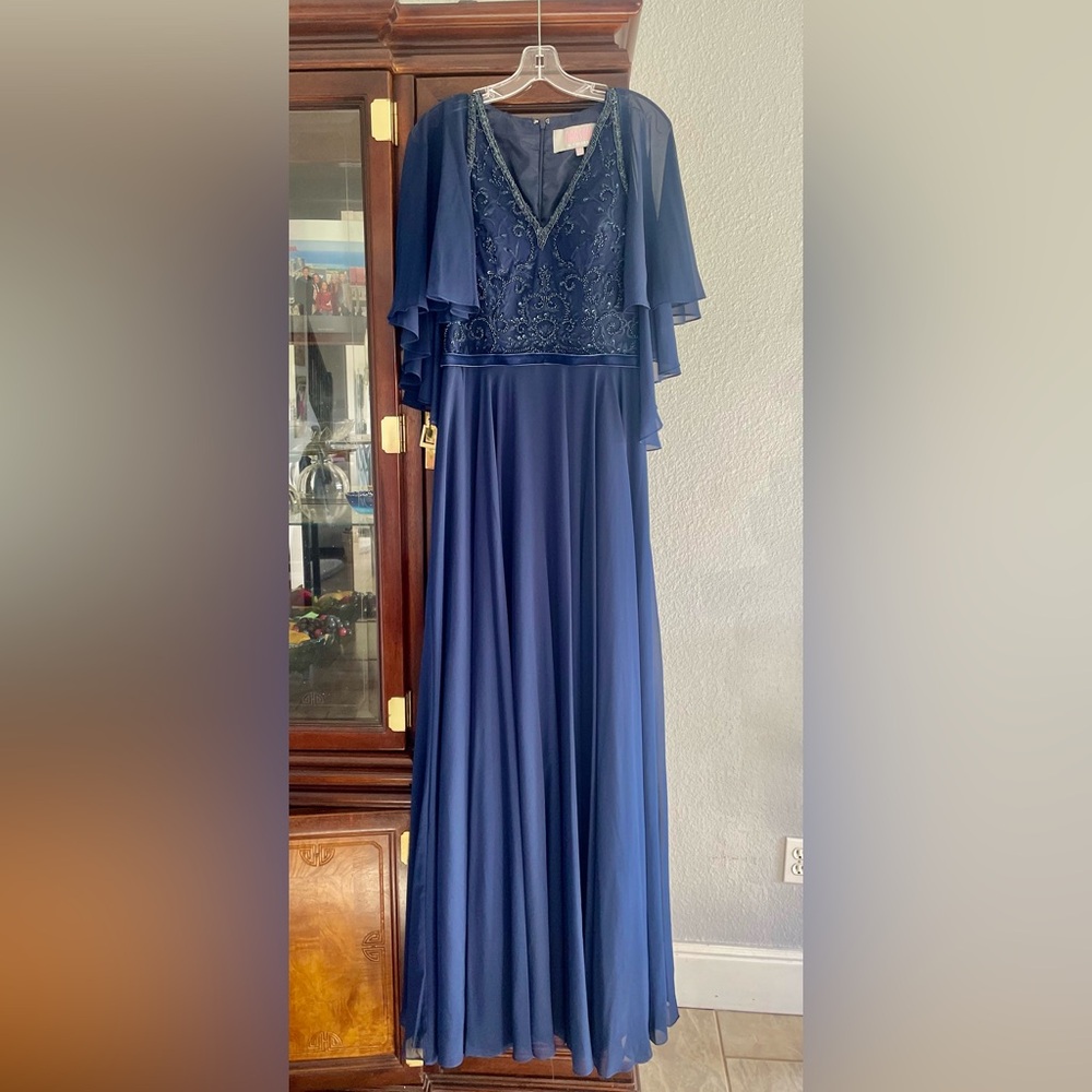 Marsoni Navy new with tags chiffon long formal dress size 8 with sequined top